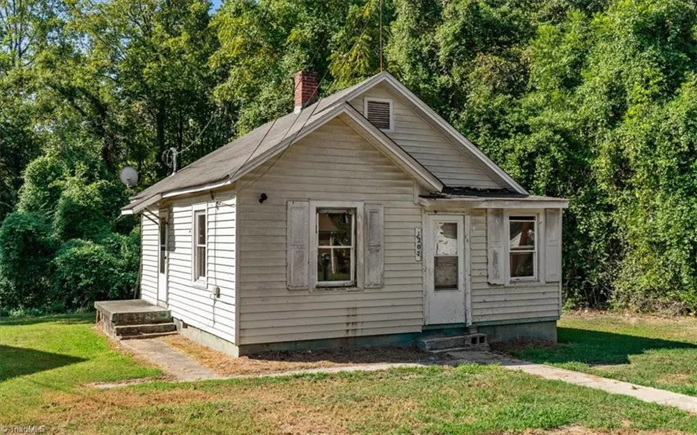 1205 Lyle Street Reidsville, NC 27320