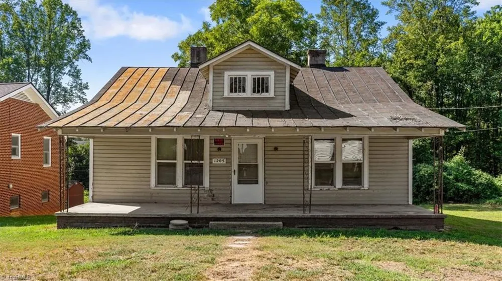 1205 Lyle Street Reidsville, NC 27320