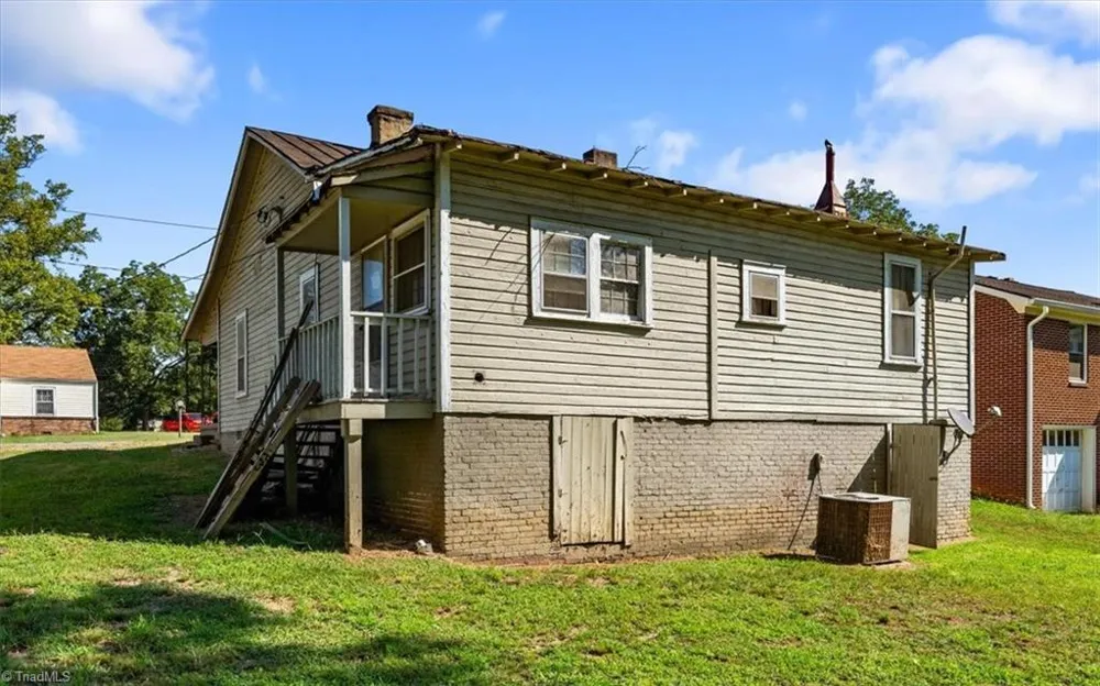 1205 Lyle Street Reidsville, NC 27320
