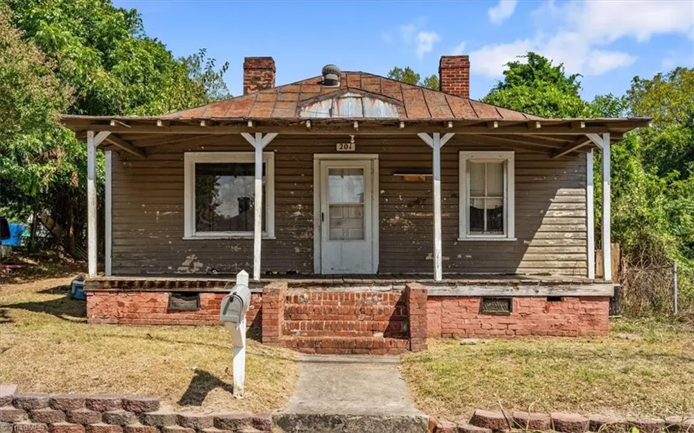 201 Lamberth Street Reidsville, NC 27320