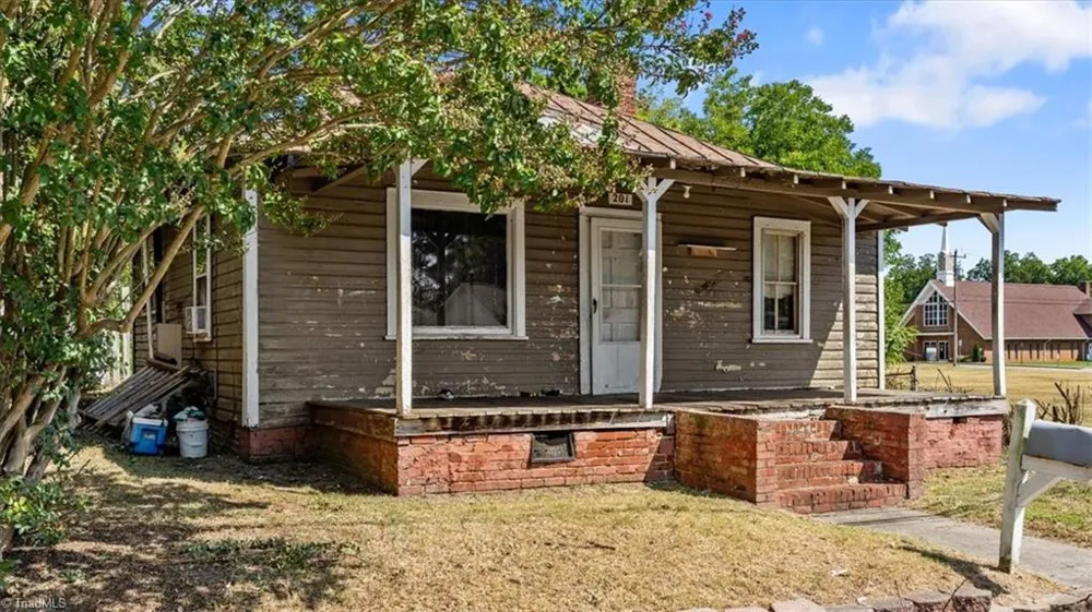201 Lamberth Street Reidsville, NC 27320