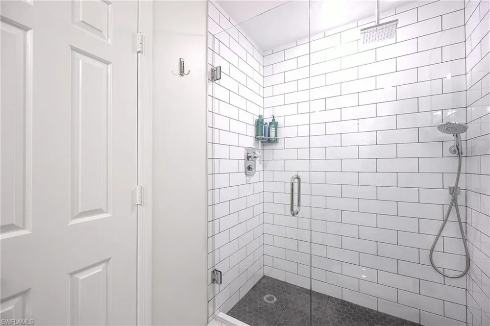661 Windsurf Lane #A-202 Naples, FL 34108