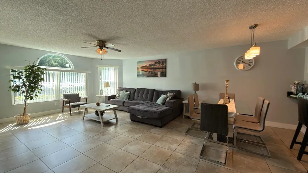 5009 LAGUNA BAY CIRCLE #41 Kissimmee, FL 34746