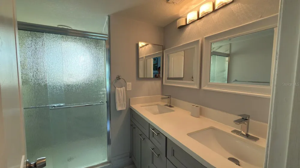 5009 LAGUNA BAY CIRCLE #41 Kissimmee, FL 34746