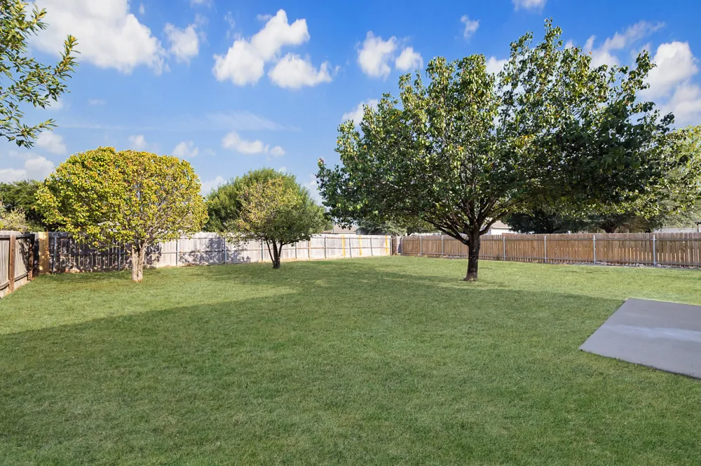 502 Garrett Court Hutto, TX 78634