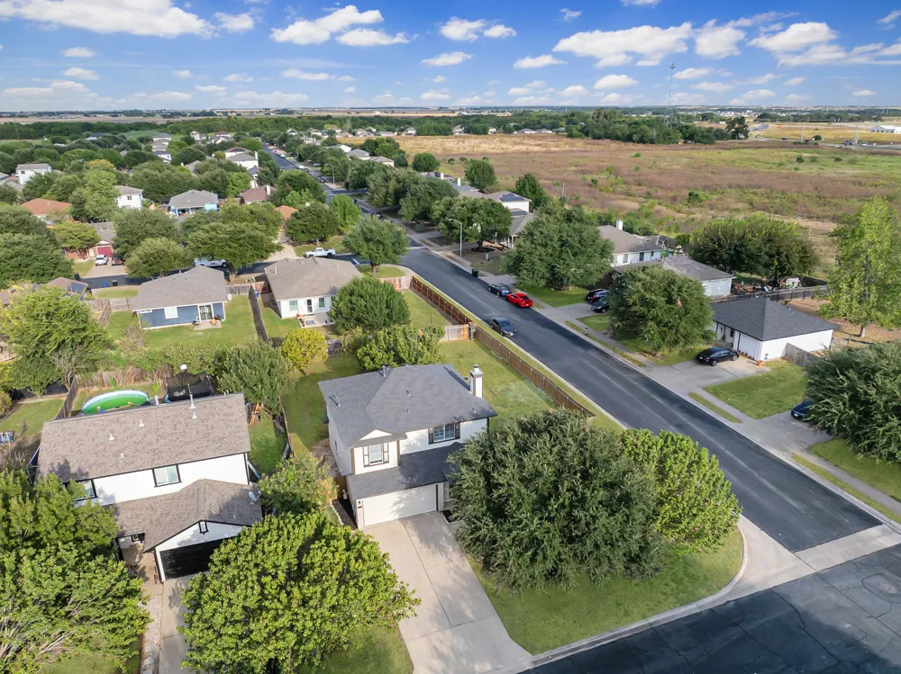 502 Garrett Court Hutto, TX 78634