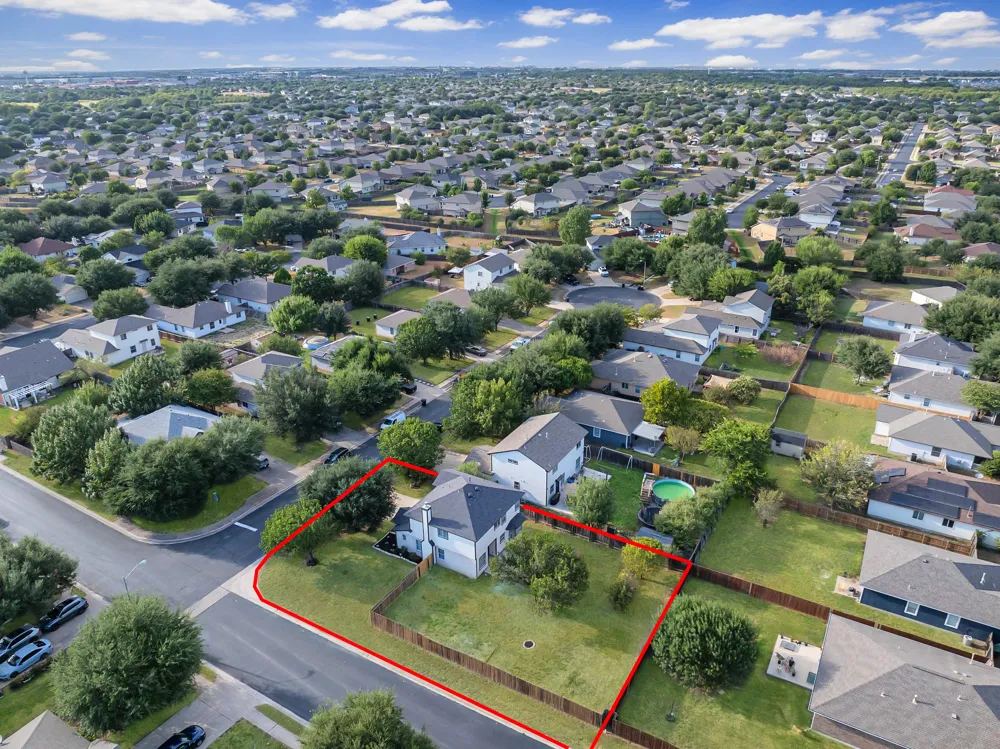 502 Garrett Court Hutto, TX 78634