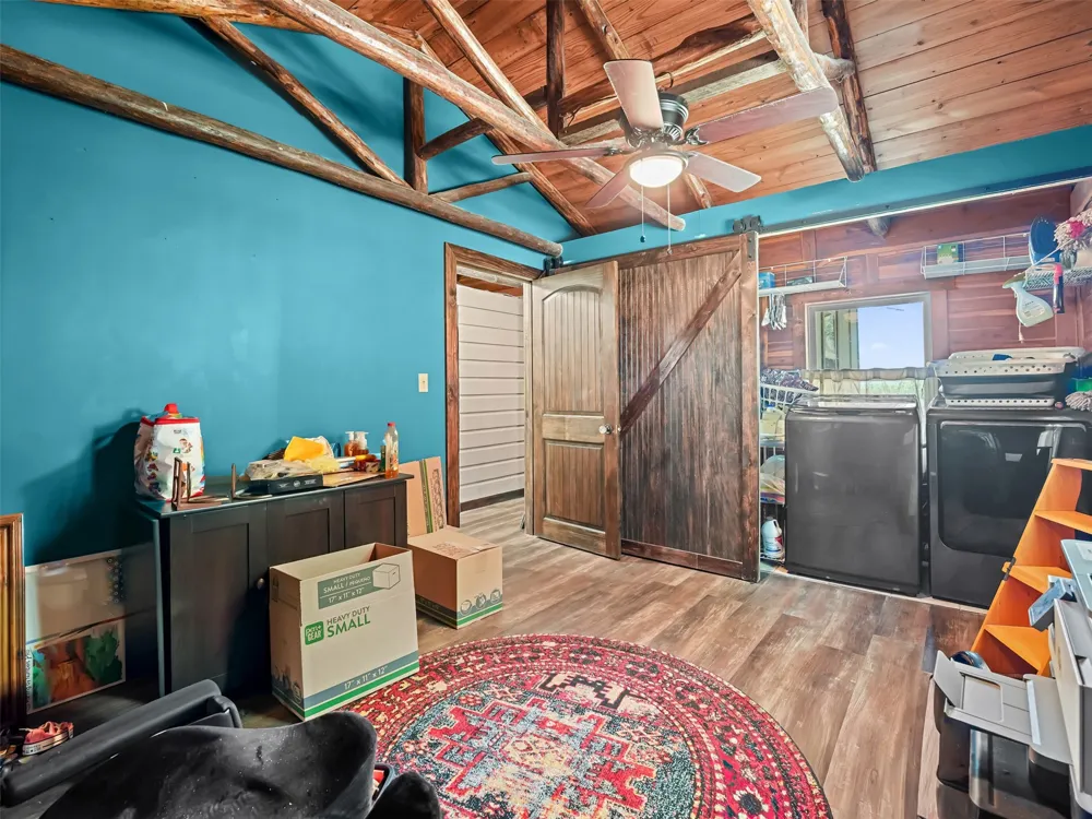 1850 W Ranch Road 337 Leakey, TX 78873