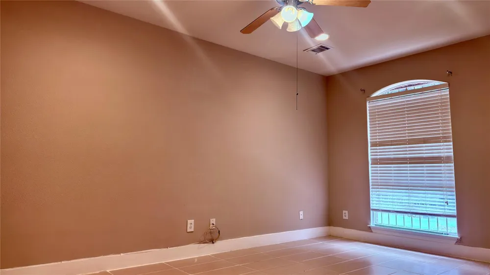 10538 Huntington View Drive Houston, TX 77099