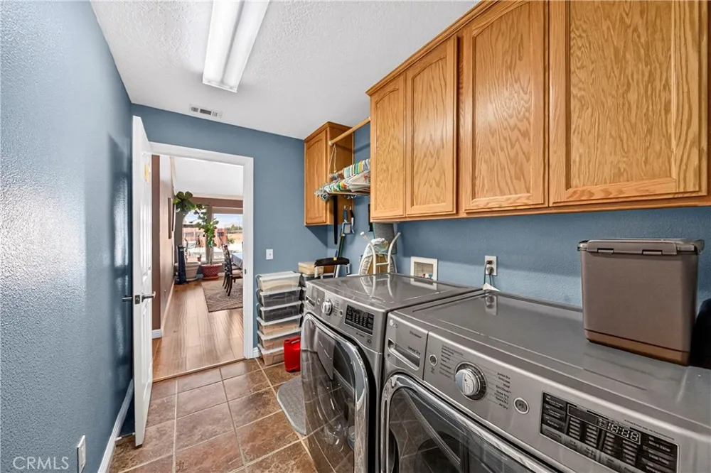 21031 Rancherias Apple Valley, CA 92307