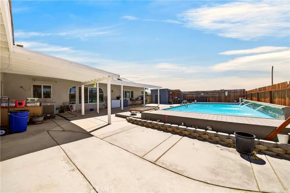 21031 Rancherias Apple Valley, CA 92307
