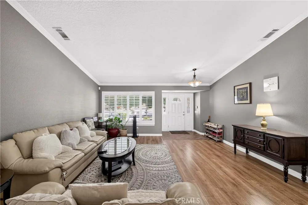 21031 Rancherias Apple Valley, CA 92307