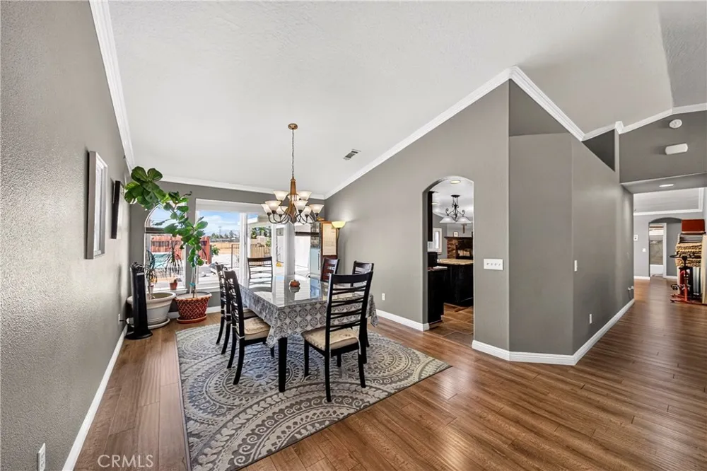 21031 Rancherias Apple Valley, CA 92307