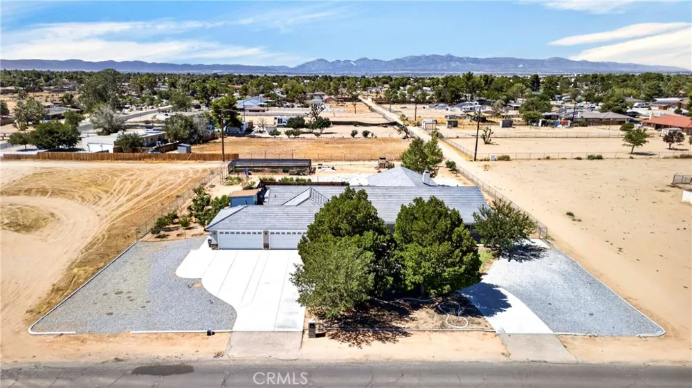 21031 Rancherias Apple Valley, CA 92307