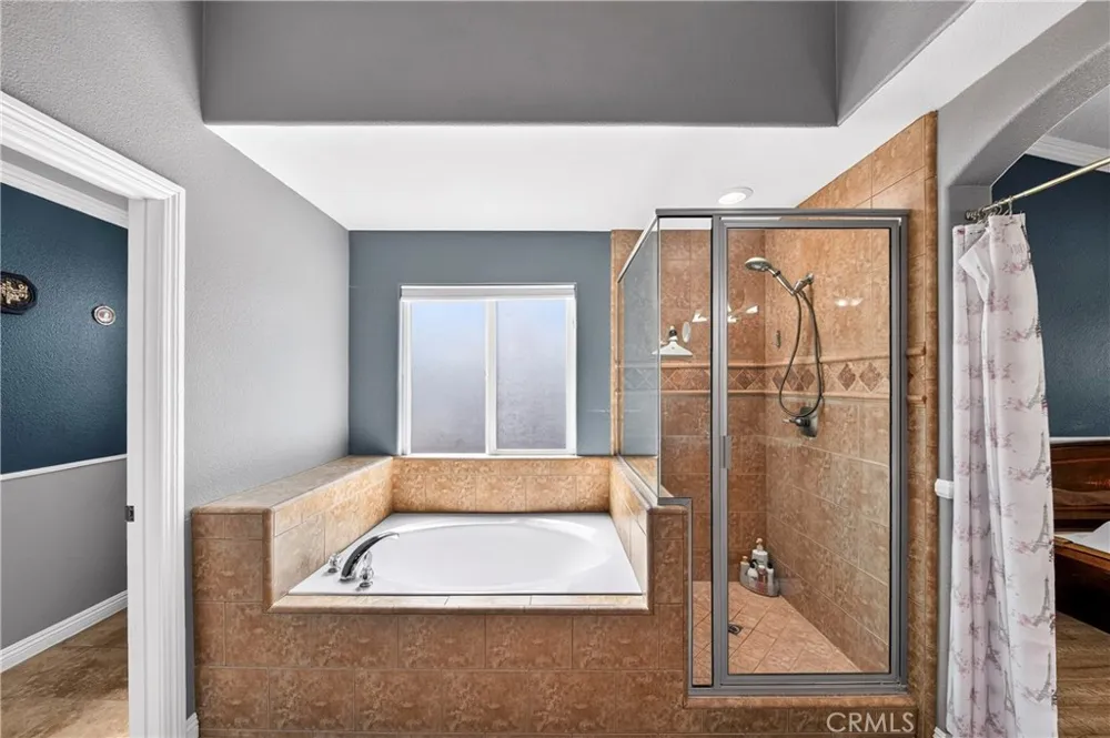 21031 Rancherias Apple Valley, CA 92307