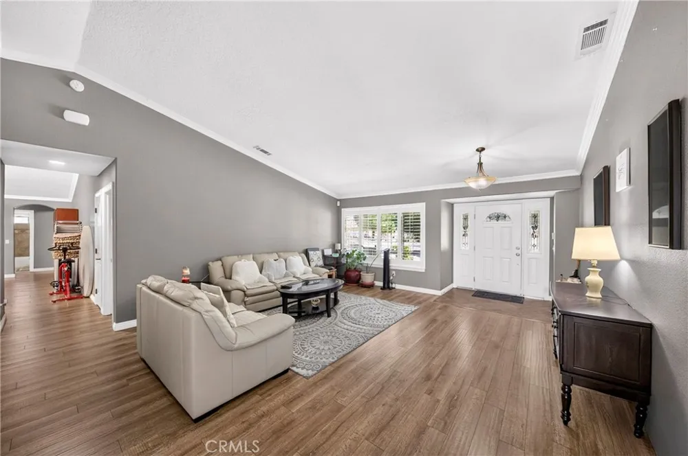21031 Rancherias Apple Valley, CA 92307