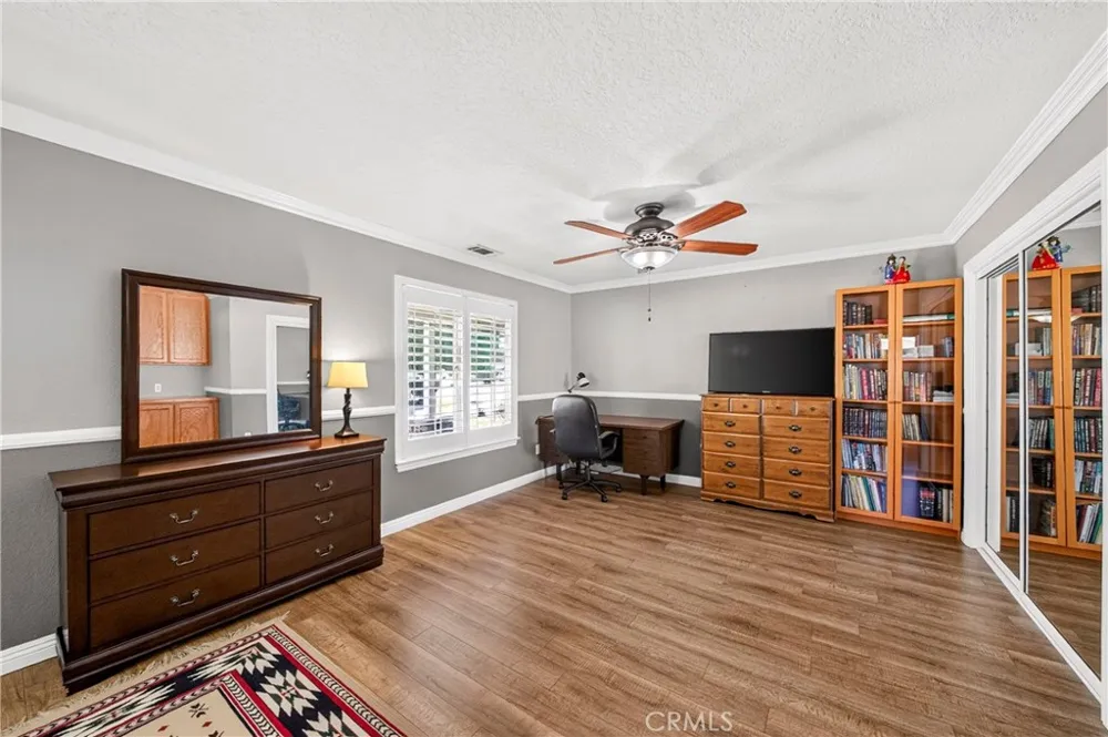 21031 Rancherias Apple Valley, CA 92307