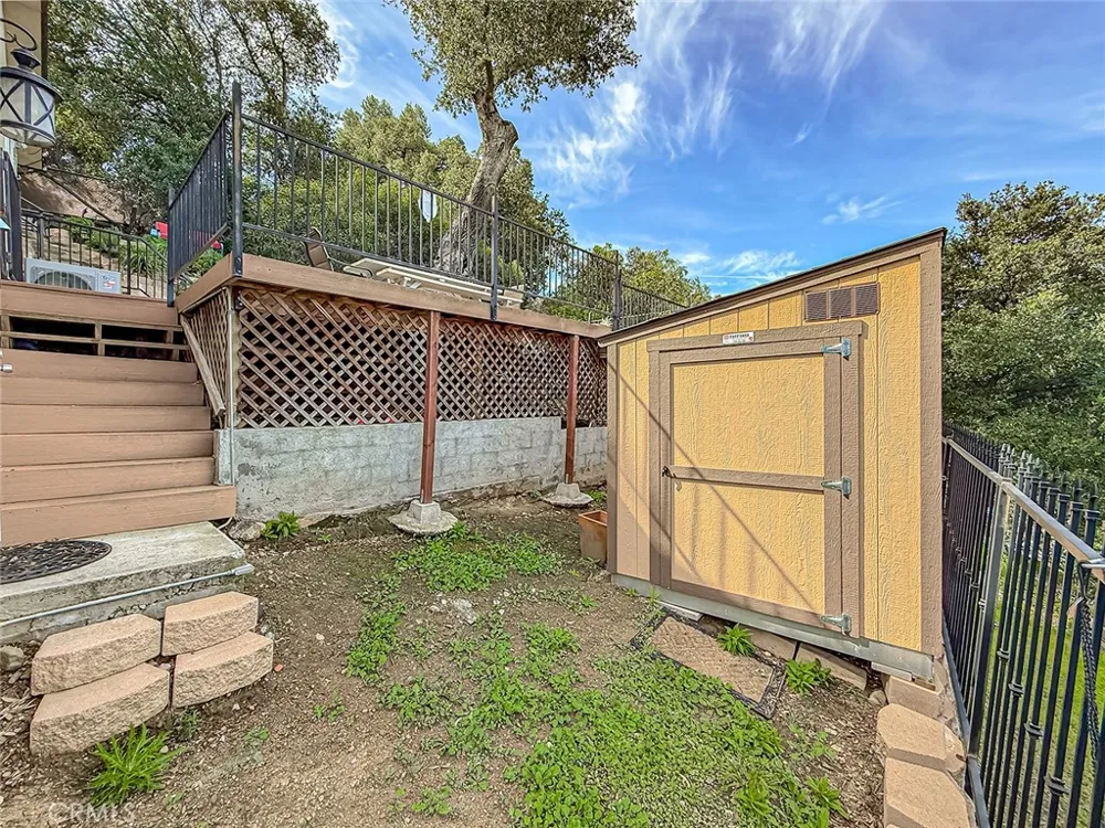 1059 Alta Vista Simi Valley, CA 93063