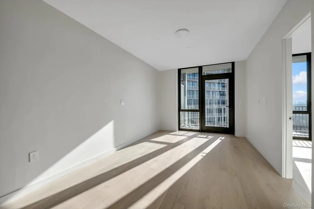 13102A 40th Road #9D Flushing, NY 11354
