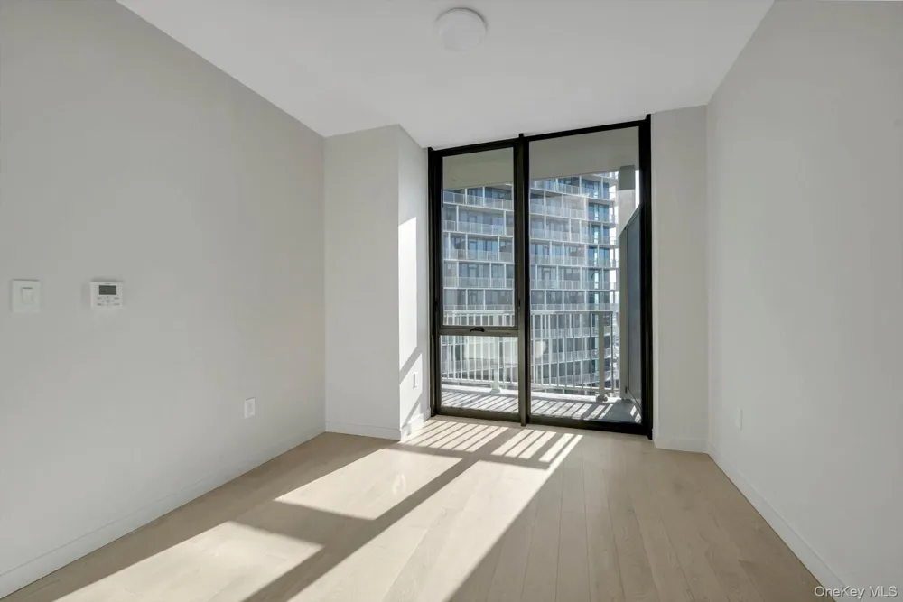 13102A 40th Road #9D Flushing, NY 11354
