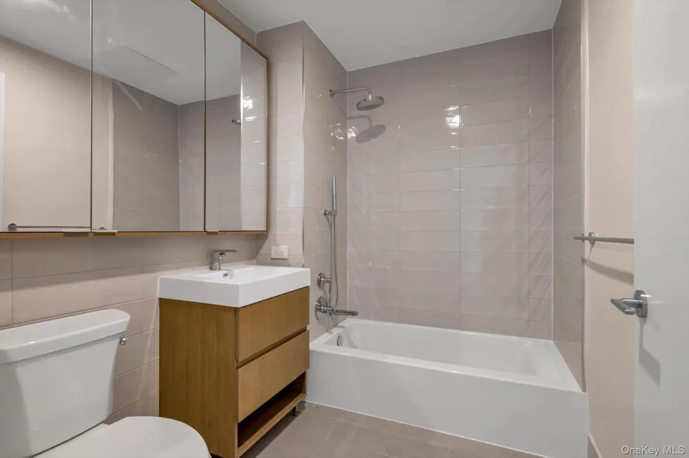 13102A 40th Road #9D Flushing, NY 11354