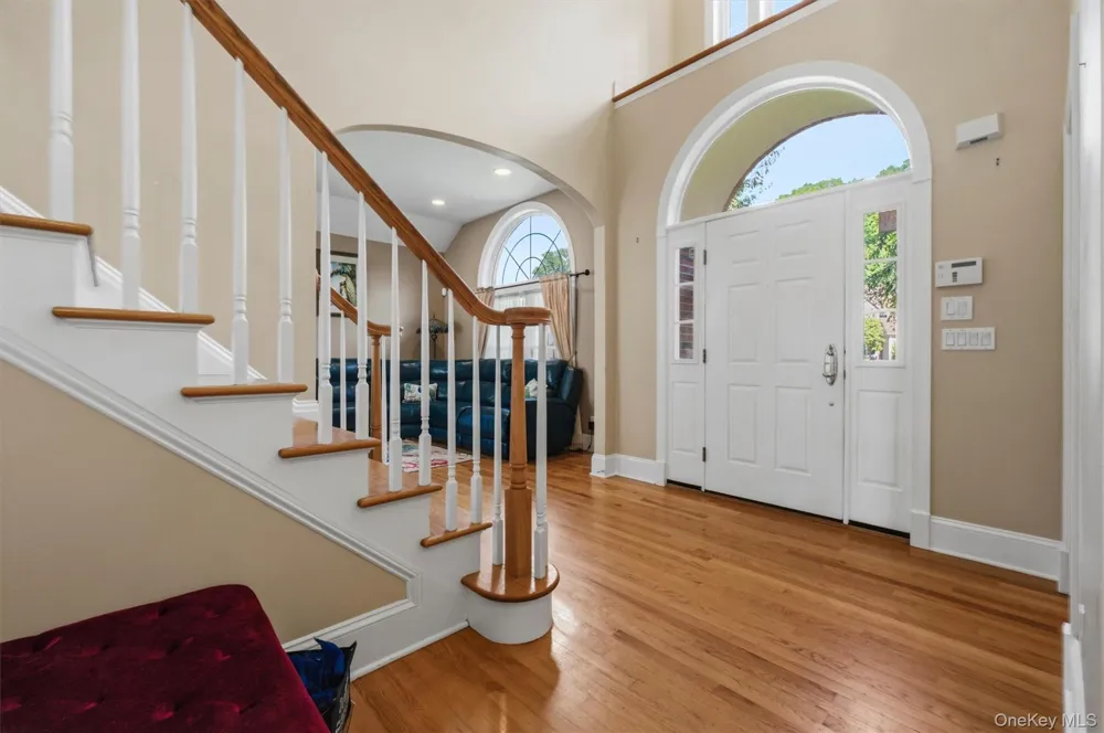 17 Arbor Court Poughkeepsie, NY 12603