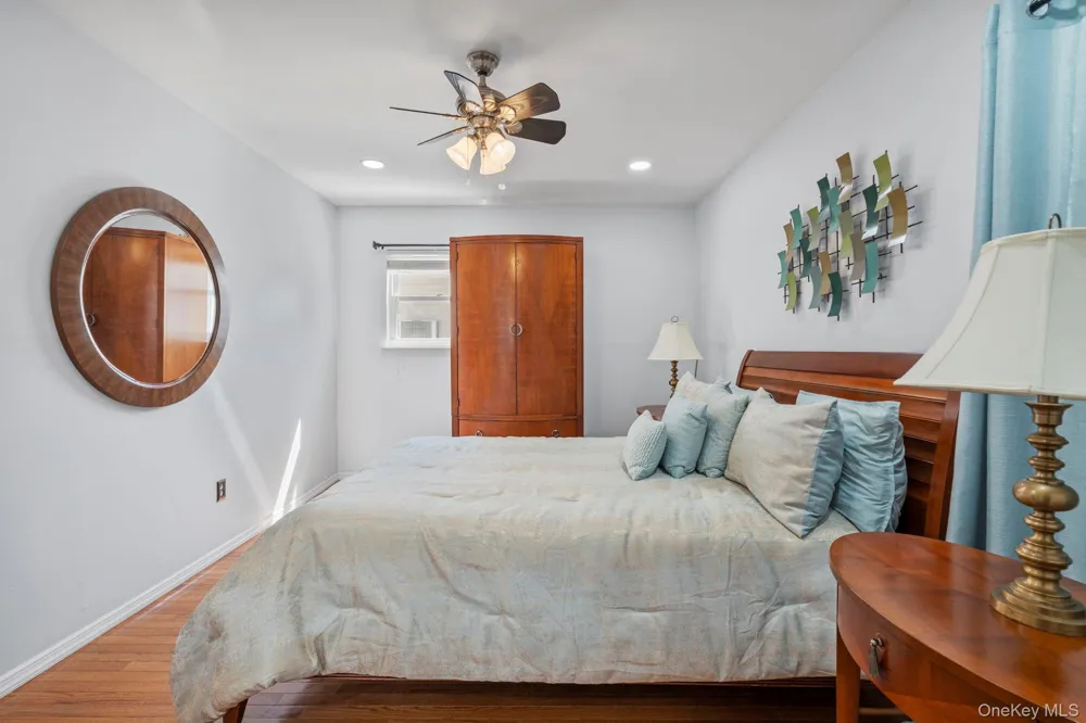 18 Brooklyn Avenue Roosevelt, NY 11575