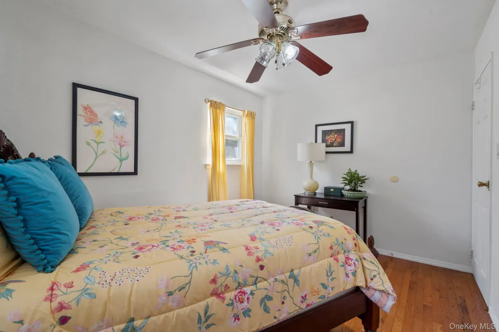 18 Brooklyn Avenue Roosevelt, NY 11575
