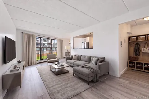 1155 Warburton Avenue #2A