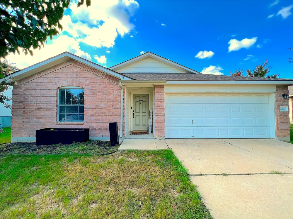 2204 Brewers Place Taylor, TX 76574