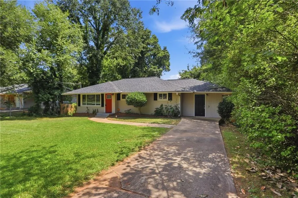 2318 Ousley Court Decatur, GA 30032