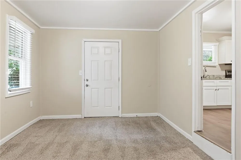 2318 Ousley Court Decatur, GA 30032