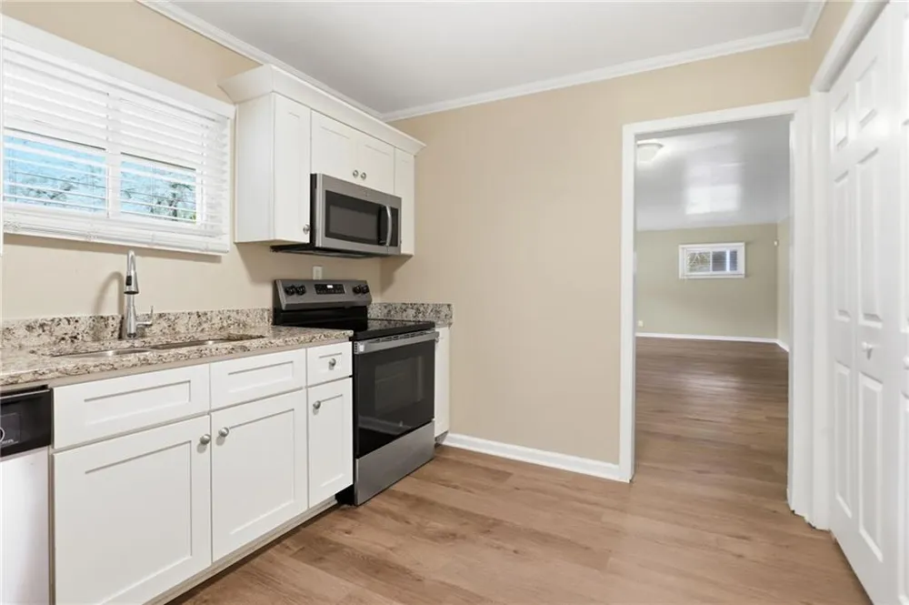 2318 Ousley Court Decatur, GA 30032