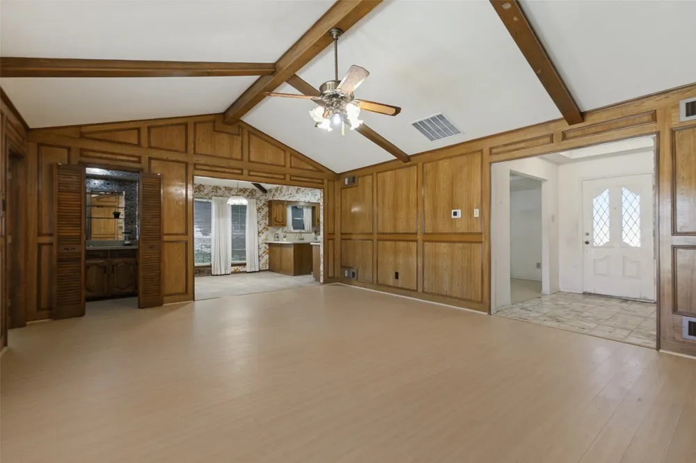 1700 Mayflower Drive Richardson, TX 75081