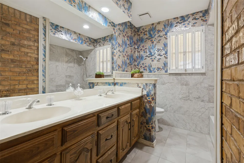 1700 Mayflower Drive Richardson, TX 75081