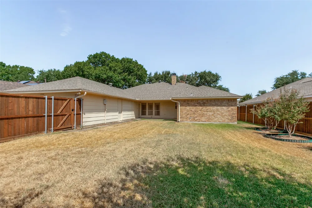 1700 Mayflower Drive Richardson, TX 75081