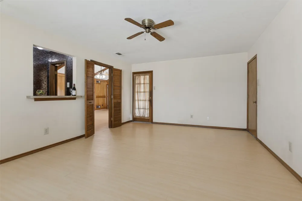 1700 Mayflower Drive Richardson, TX 75081