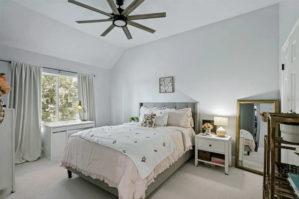 2301 Queen Morgan Lane Lewisville, TX 75056