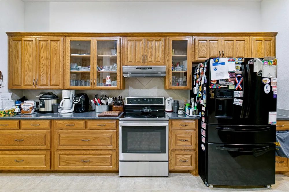 1425 Tobie Layne Street Benbrook, TX 76126