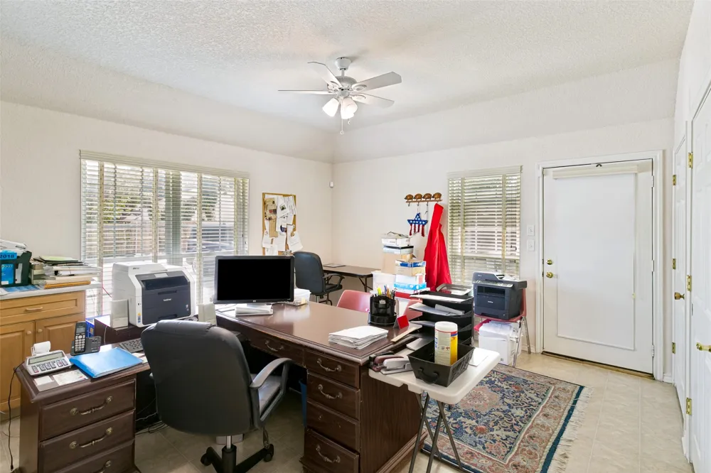 1425 Tobie Layne Street Benbrook, TX 76126