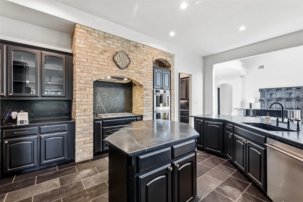 3503 Sarah Springs Trail Flower Mound, TX 75022