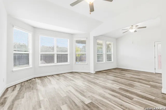 12422 Chena Lk San Antonio, TX 78249