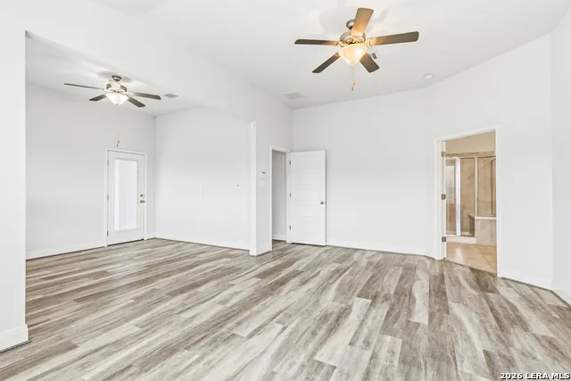 12422 Chena Lk San Antonio, TX 78249