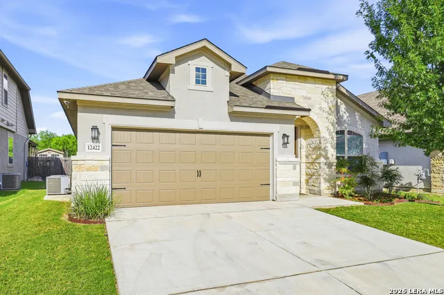 12422 Chena Lk San Antonio, TX 78249