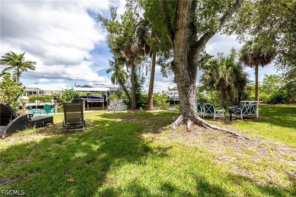 6th Avenue St James City, FL 33956