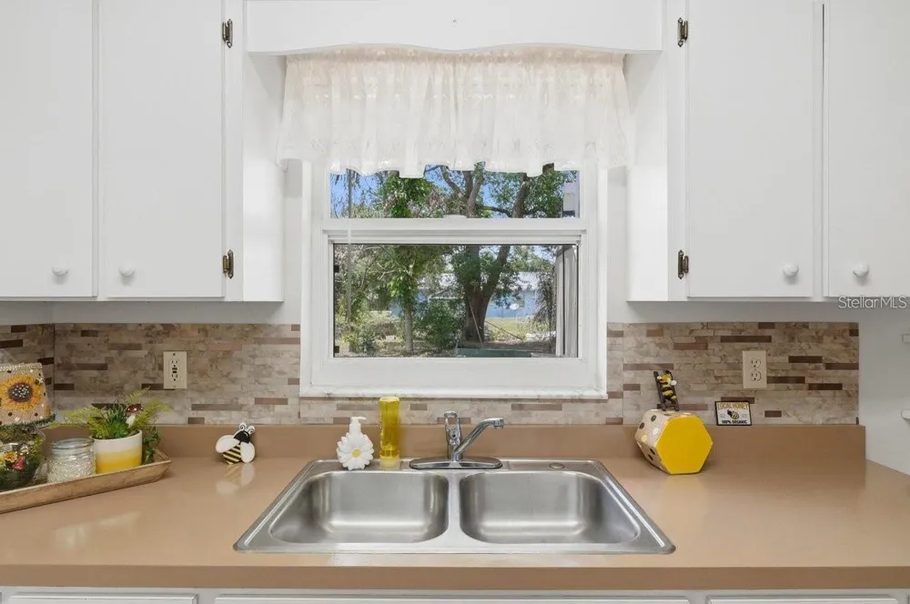 3126 MARLIN DRIVE Sebring, FL 33870