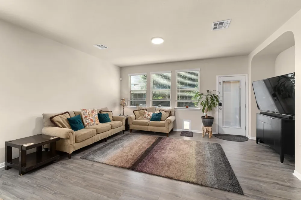 193 Camden Cove Buda, TX 78610
