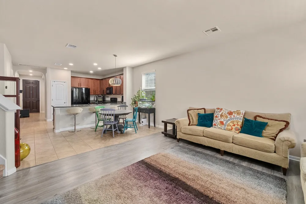 193 Camden Cove Buda, TX 78610