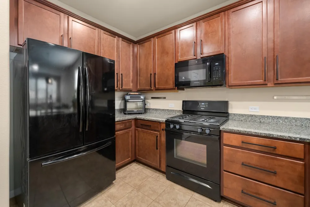 193 Camden Cove Buda, TX 78610