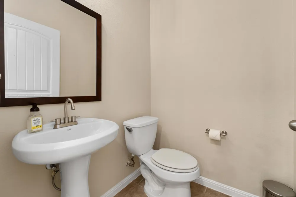 193 Camden Cove Buda, TX 78610